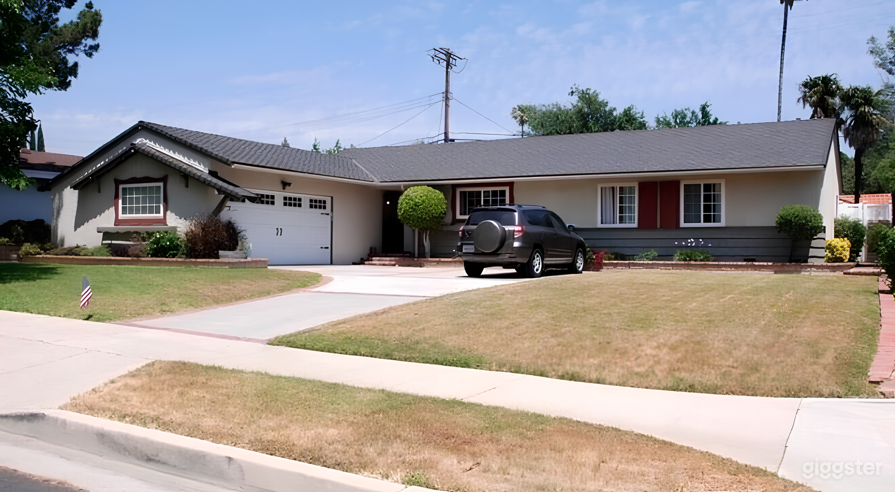 Remodeled 4-Bed 2-Bath Home in Northridge Photo 3