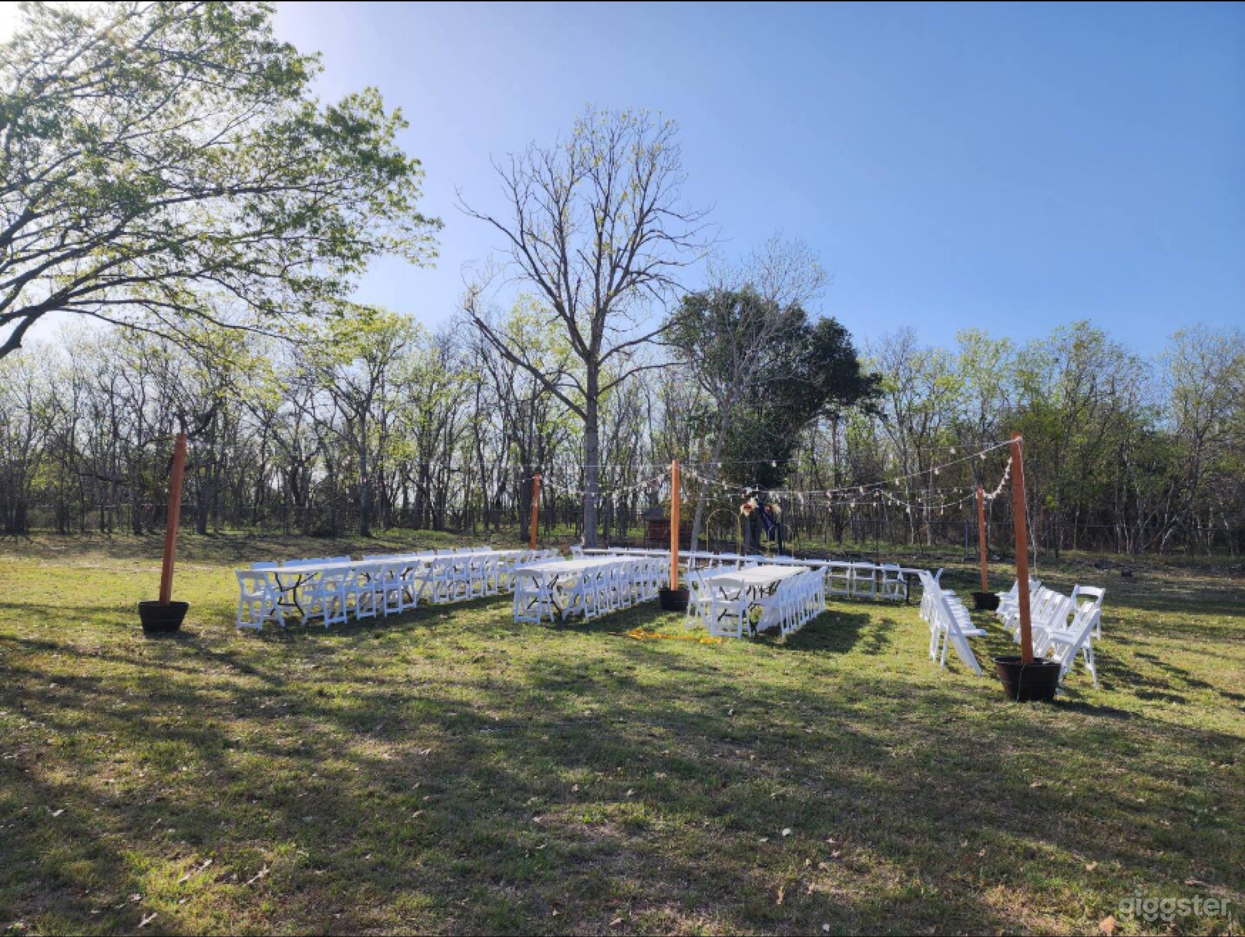 18 Acres of Private, Outdoor Lawn Photo 2