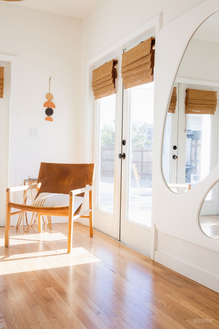  Eastside Costa Mesa home Light Neutral and Modern 