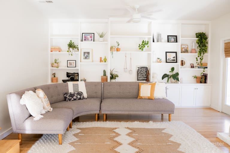  Eastside Costa Mesa home Light Neutral and Modern 