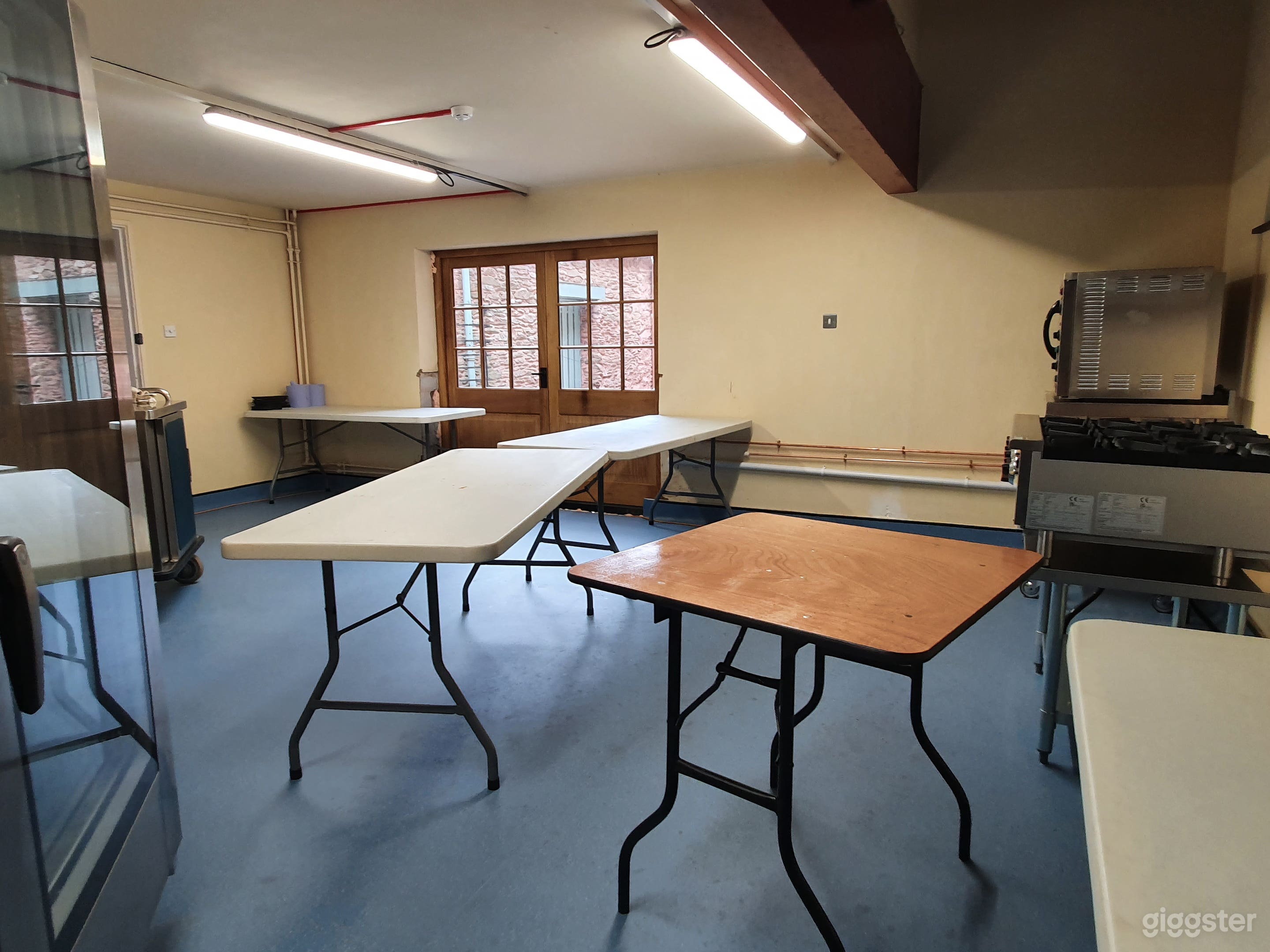 Country Estate Hotel Kitchen Photo 1