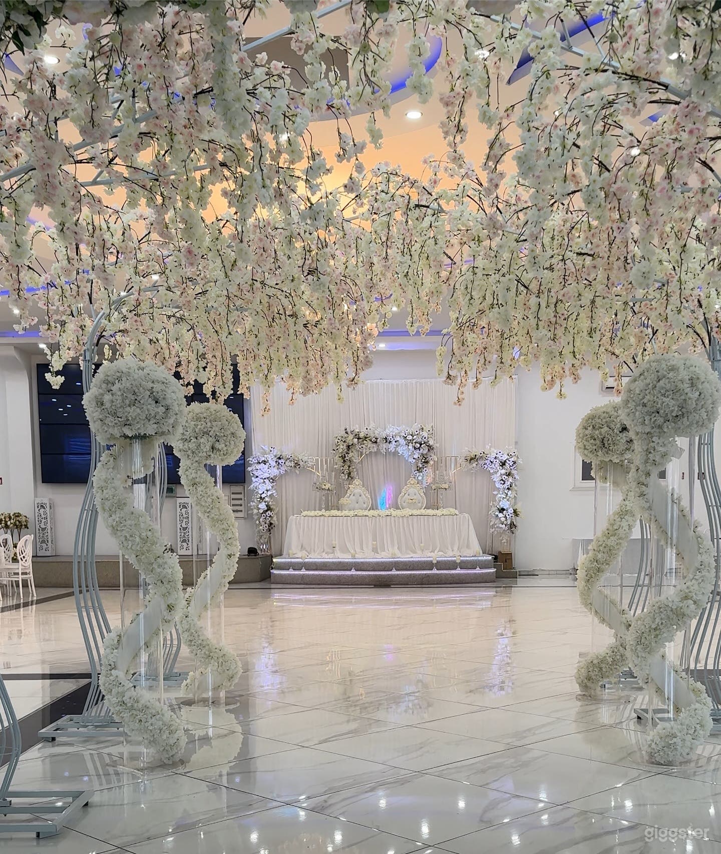 Exklusive Eventlocation für Privat- und Firmenveranstaltunge Foto 4