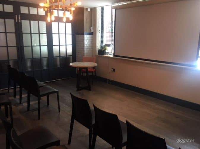 The Gallery Room for Team Building Photo 3