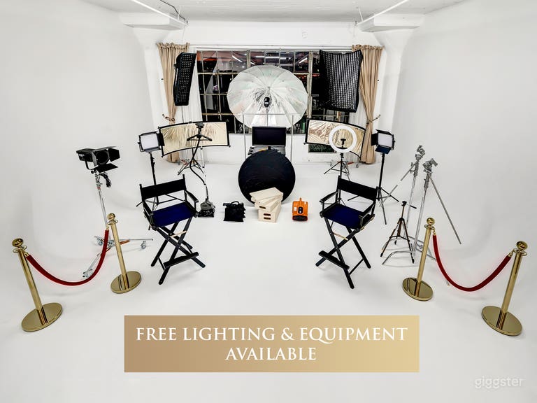  406: Natural Light Cyc Wall Studio + FREE LIGHTING 