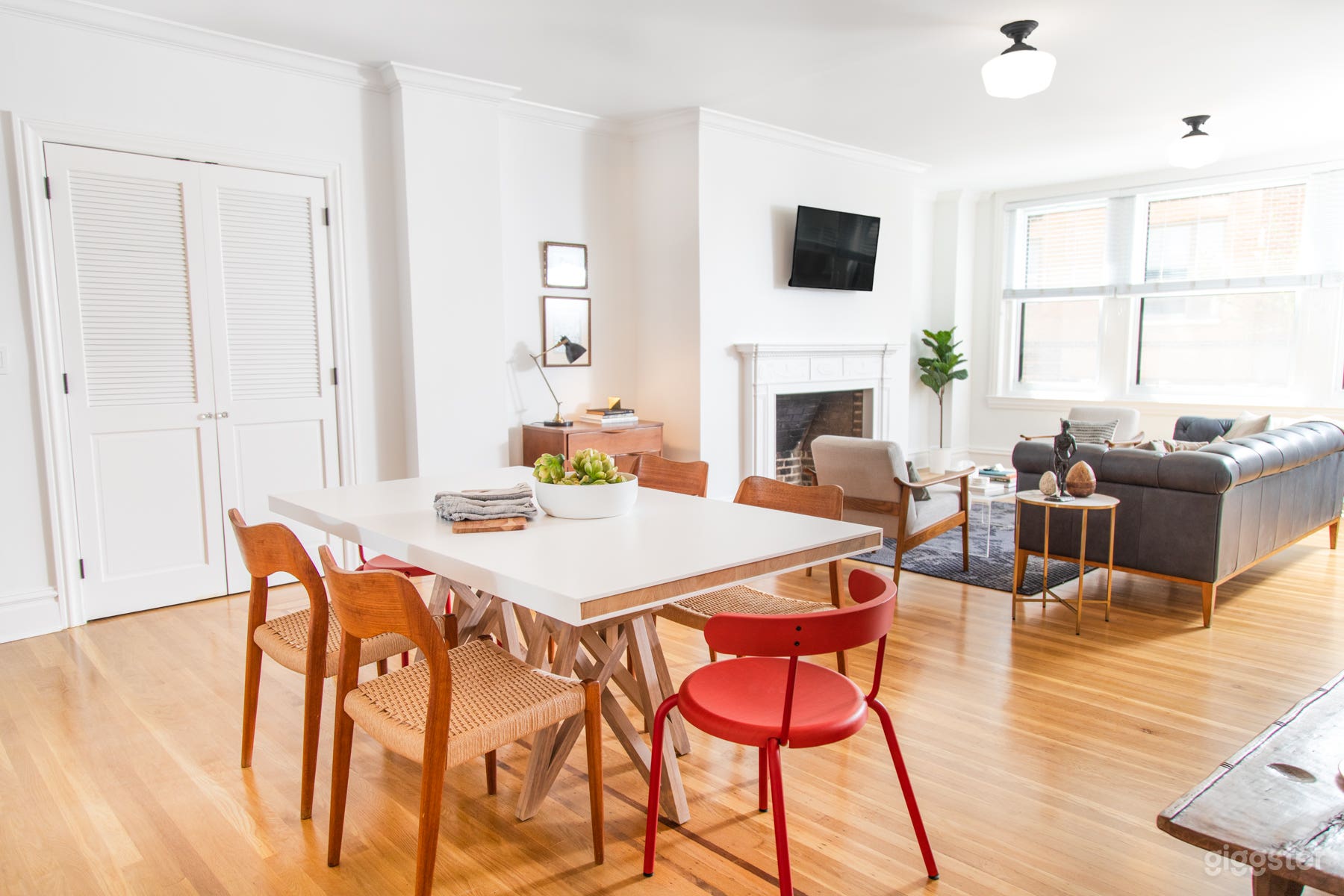  Parisian Flat in Center City Philadelphia Photo 1