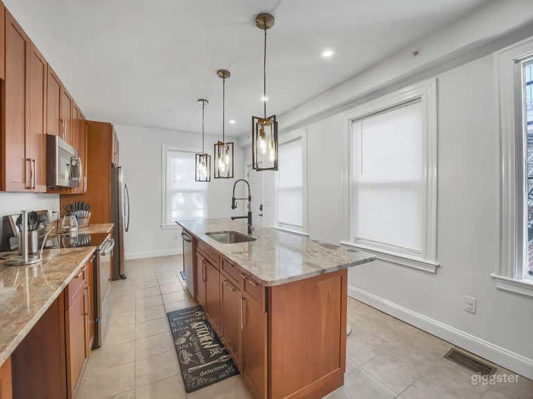  Brownstone Unit with Modern Look 