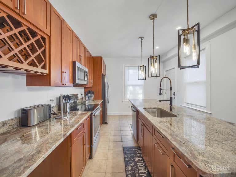  Brownstone Unit with Modern Look 