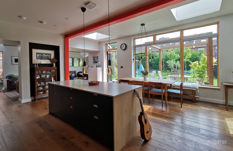  Spacious Scandinavian-Design House Within a Walled Garden 