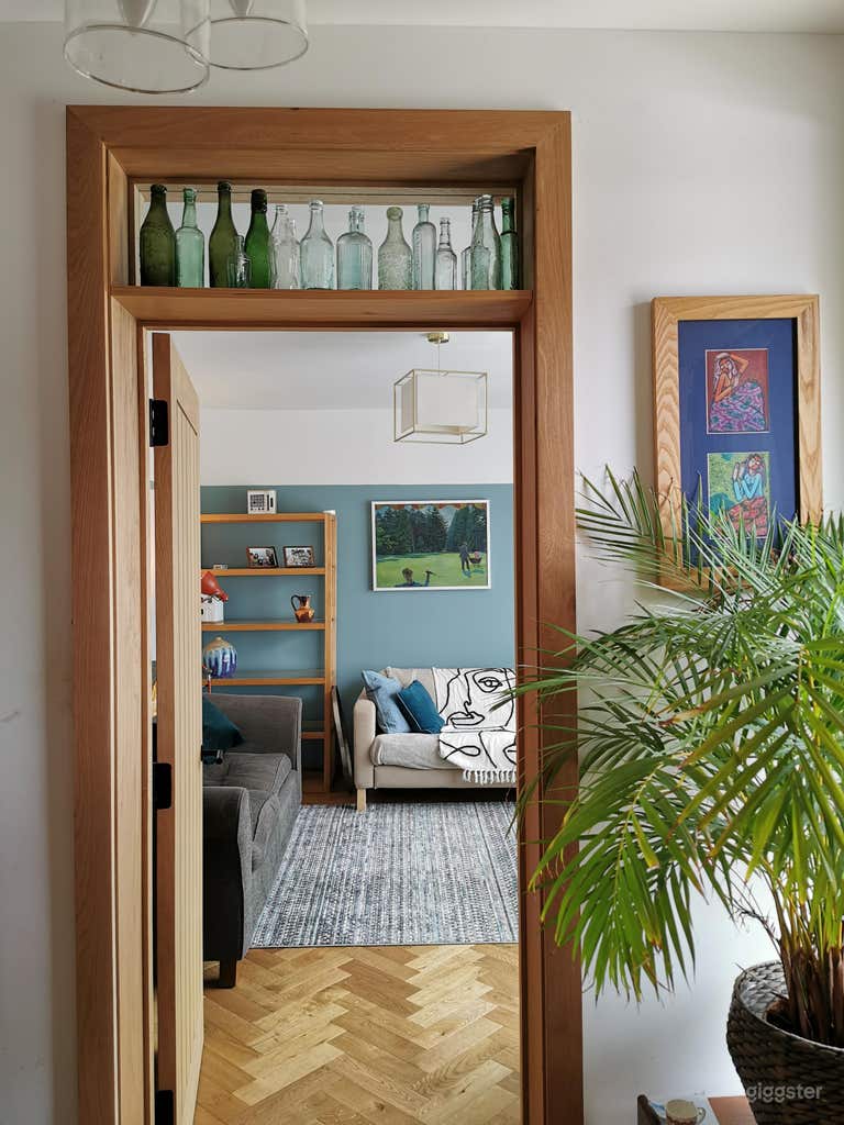  Spacious Scandinavian-Design House Within a Walled Garden 