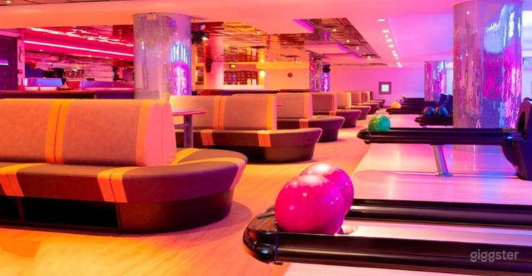  Bowling Lounge al Coperto con Bar & Spazio Eventi 