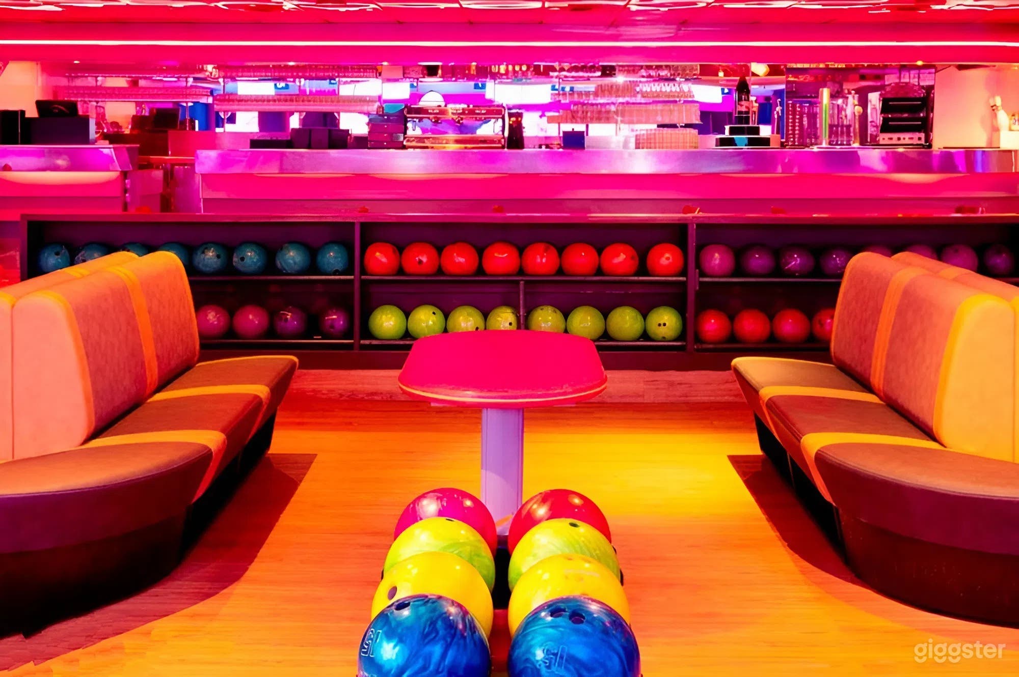 Photo de Lounge de Bowling Intérieur avec Bar & Espace Événementiel 4