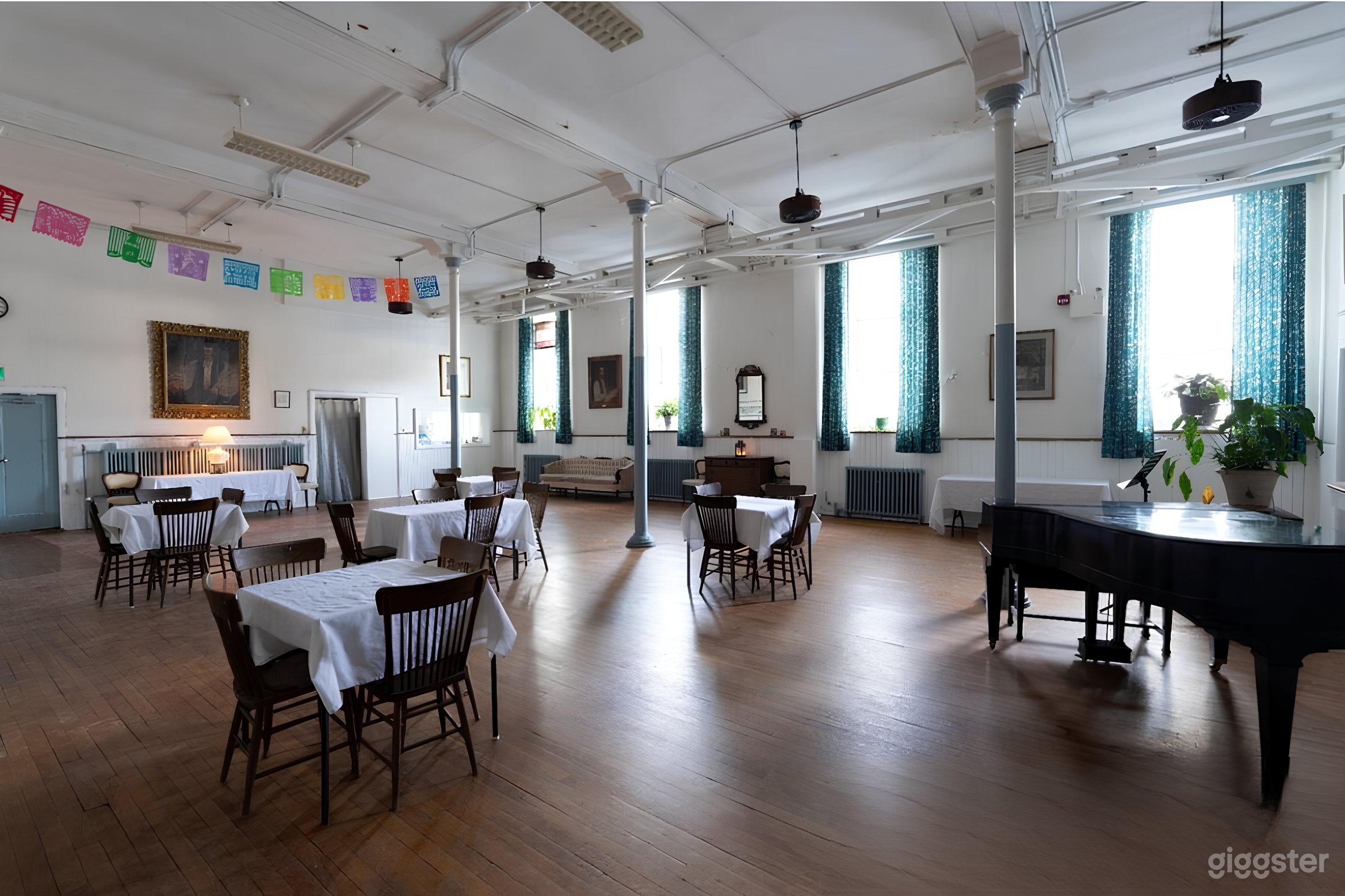 Hall/Stage (capacity 120) Photo 1