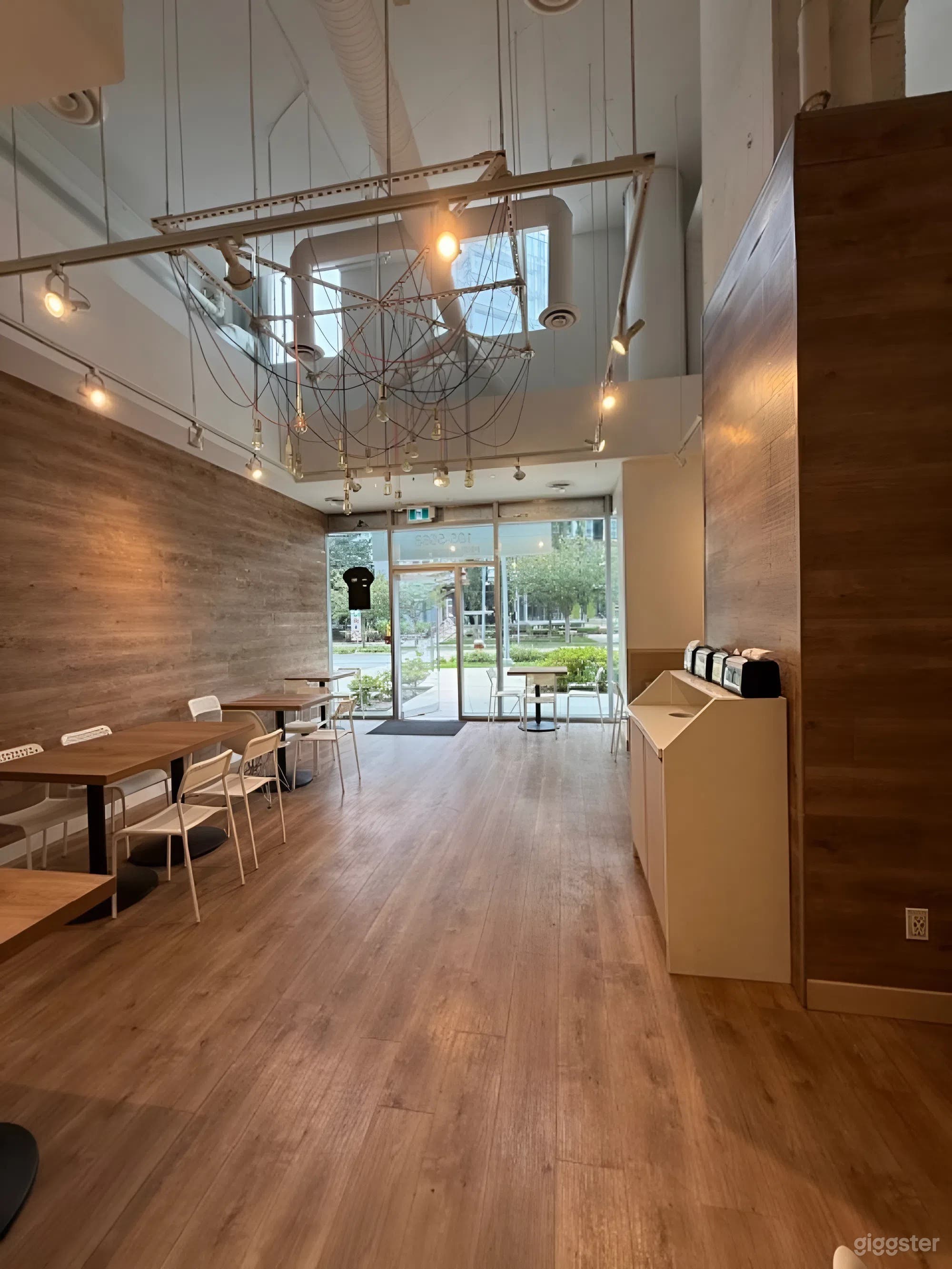 Richmond Café Event Space – 50 Person Capacity Photo 3