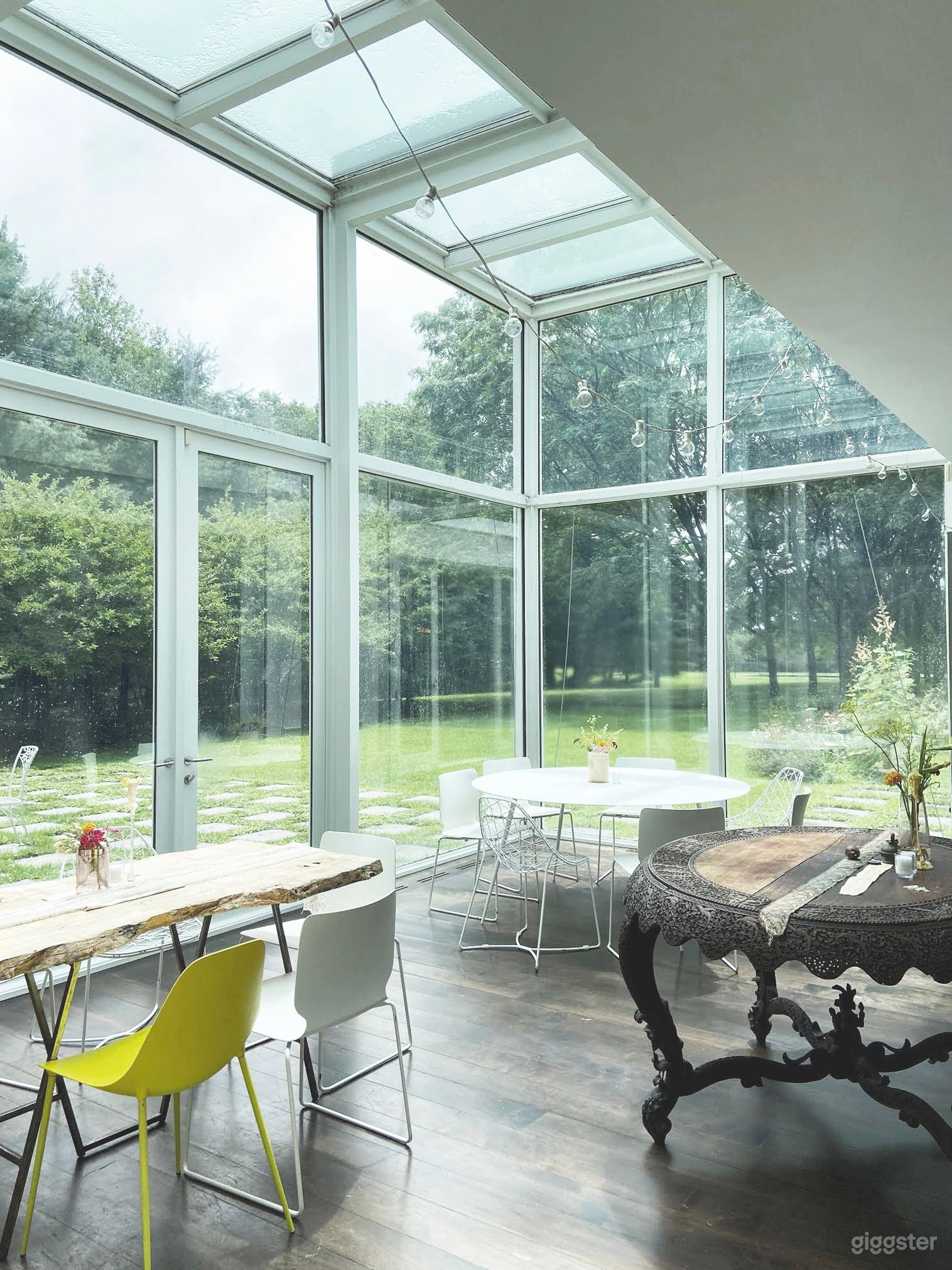 Modern Architectural Masterpiece Photo 4