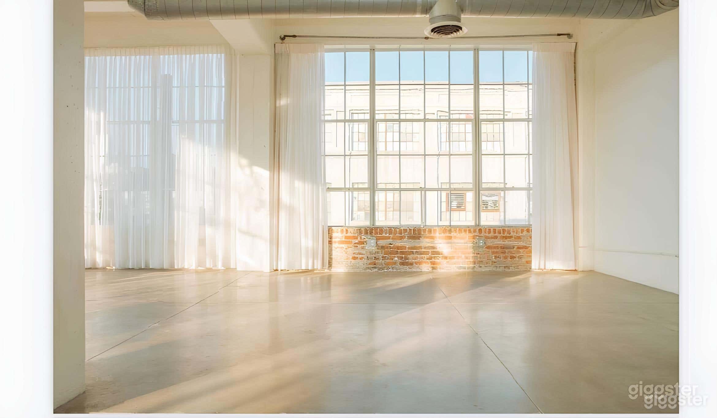 Vintage Charm Industrial Studio Photo 4