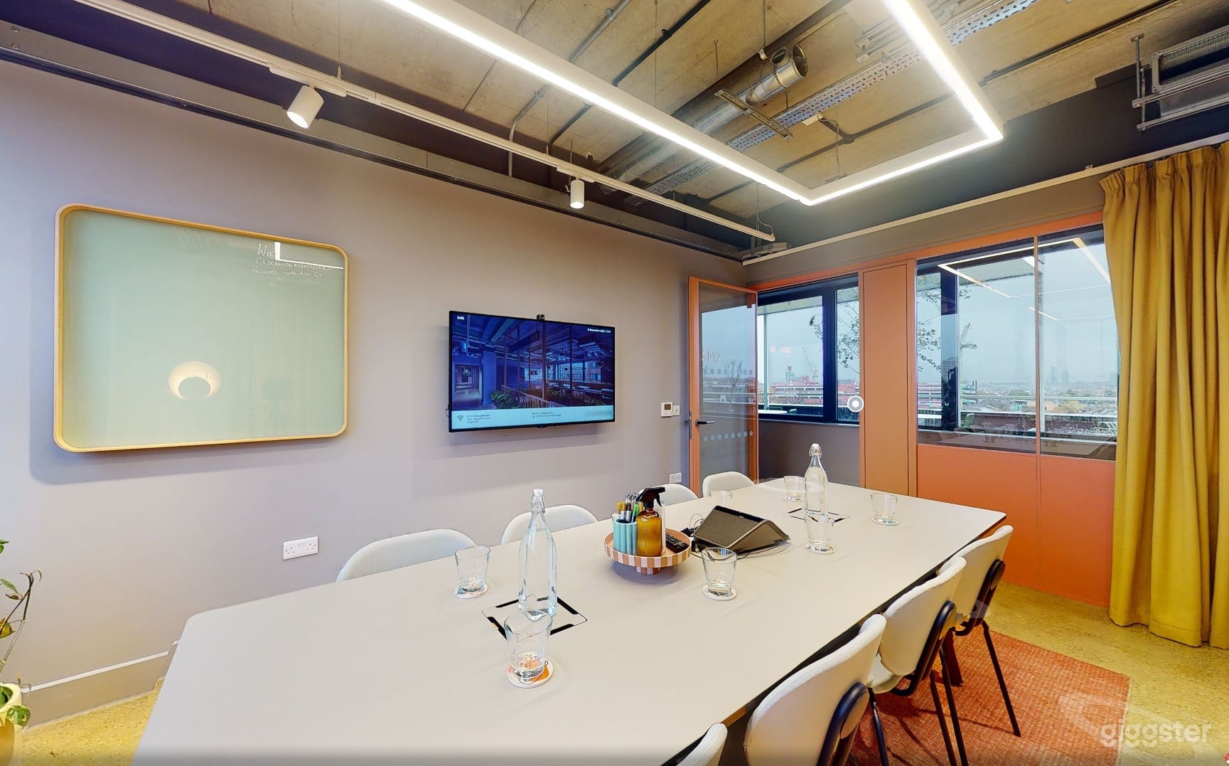 Wood Green 5M2 Photo 4