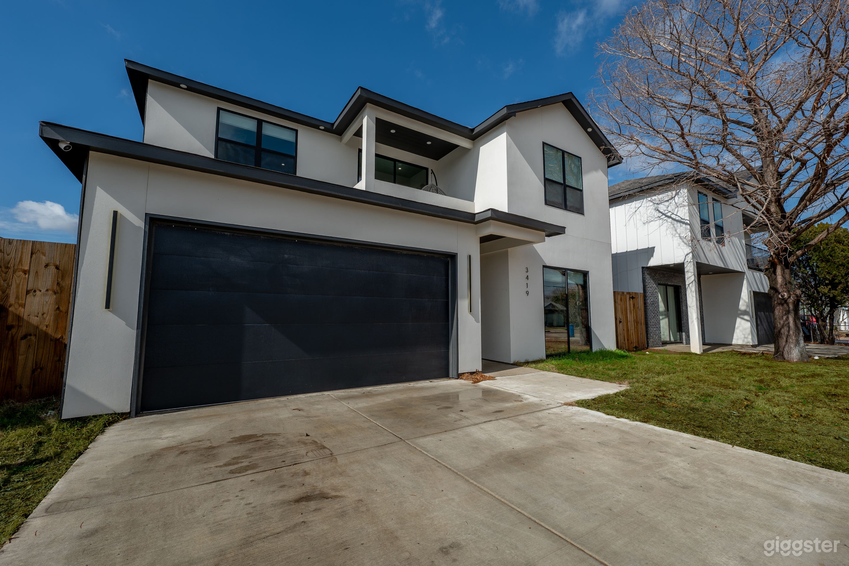 Pool 4 bedroom Luxury Home perfect for events Photo 3