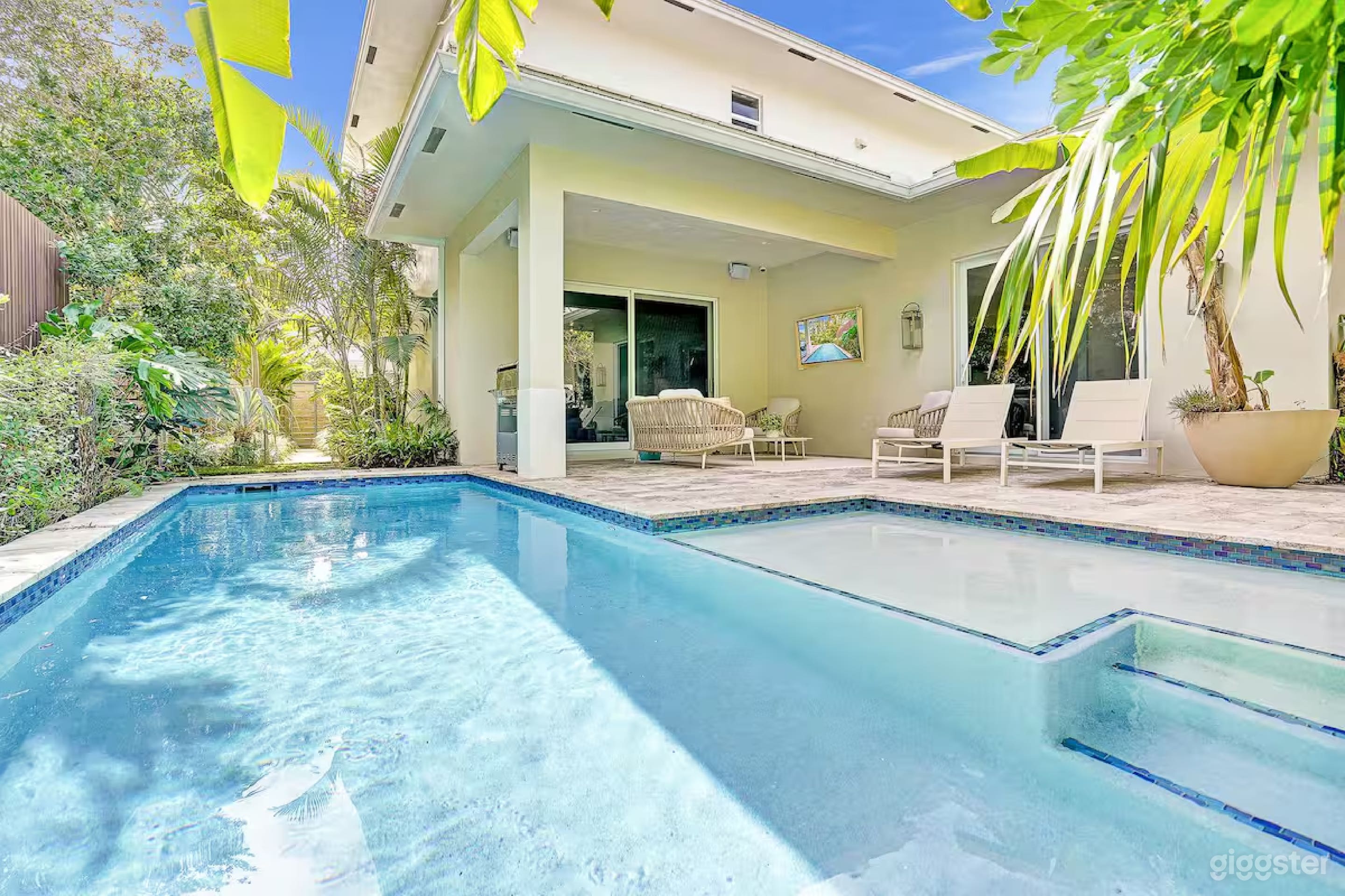 The Secret Garden - Stunning Luxurious Villa Photo 1