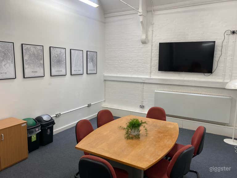  Conference Room in London 