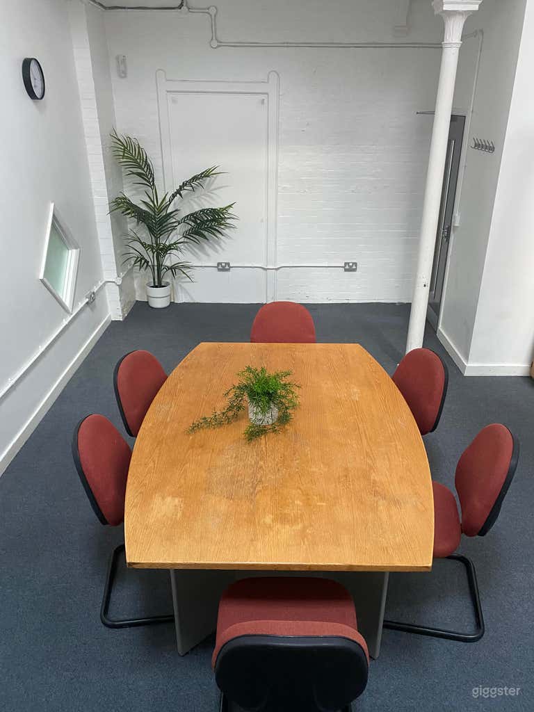  Conference Room in London 