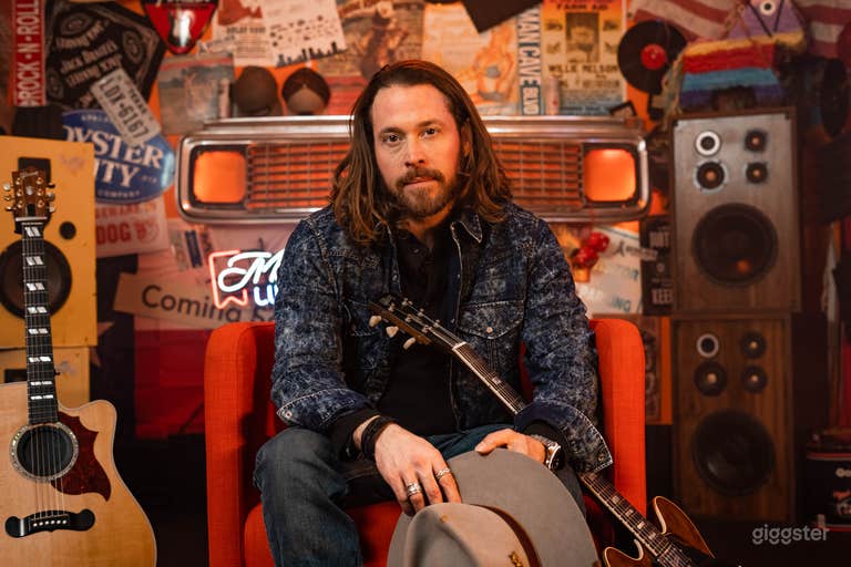  13+ Sets || Creative Film and Photo Studio  