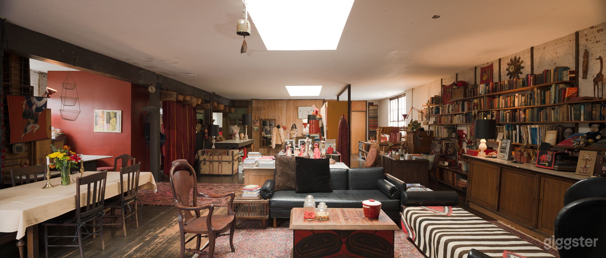 Spacious Hollywood Spanish Loft Studio w/ Charm Photo 3