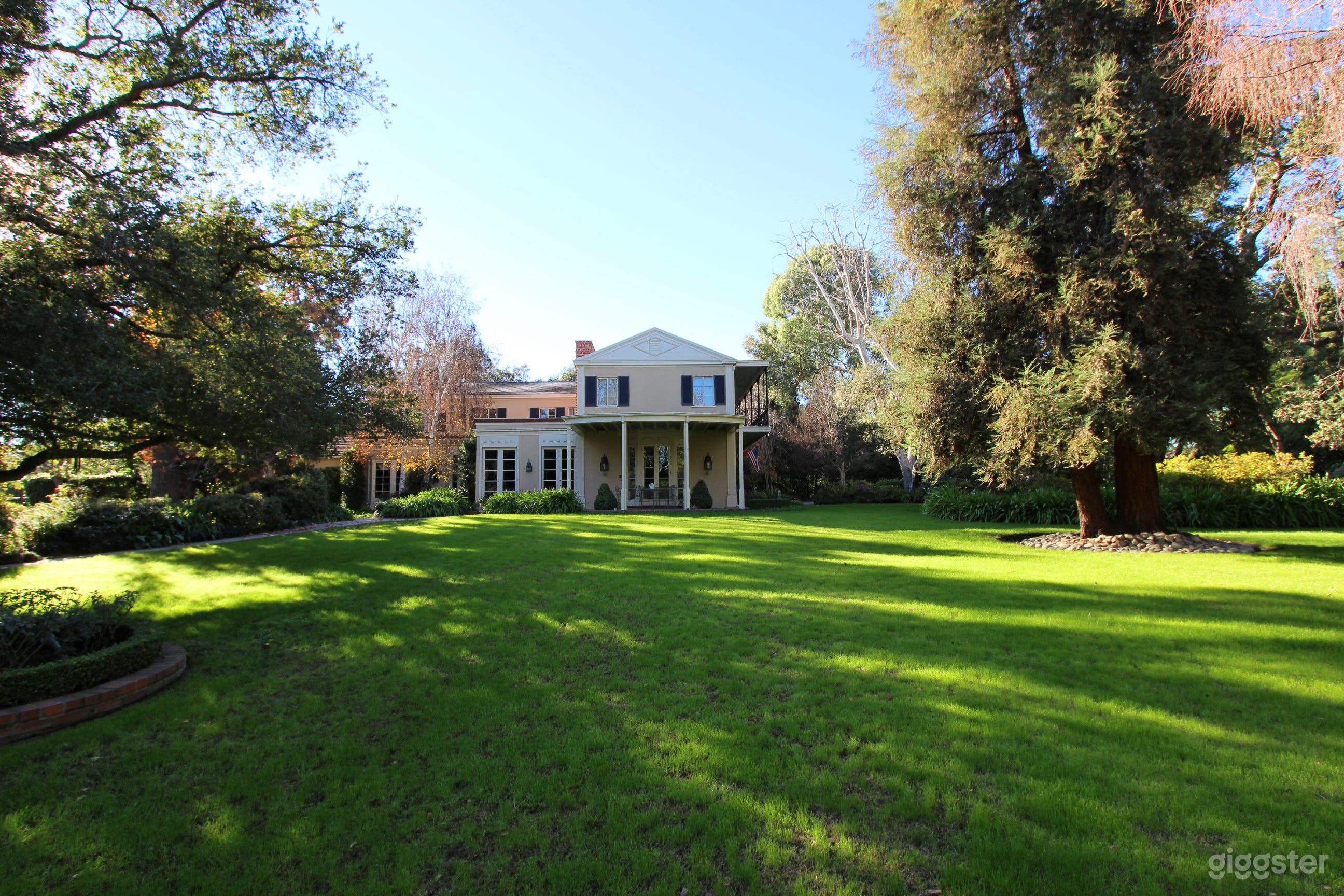 Gated Lush Estate Photo 2