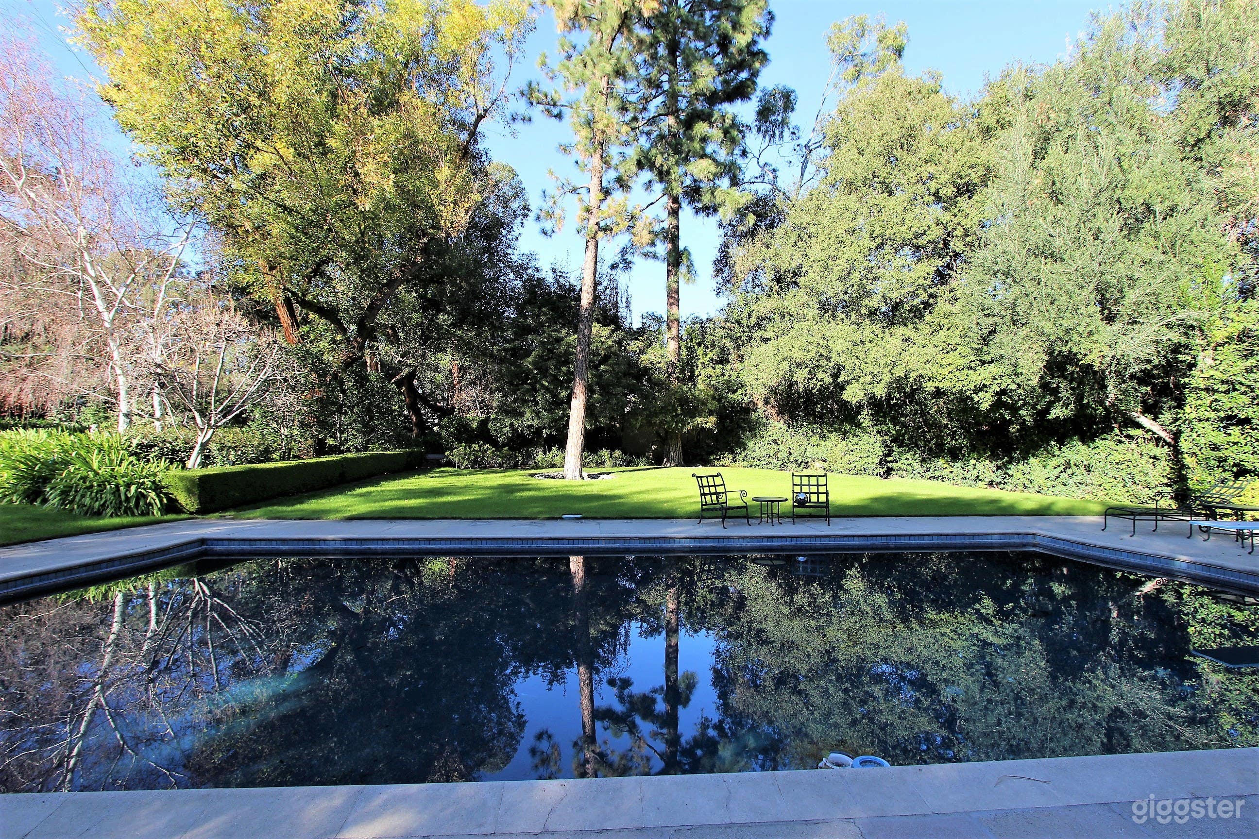 Gated Lush Estate Photo 4