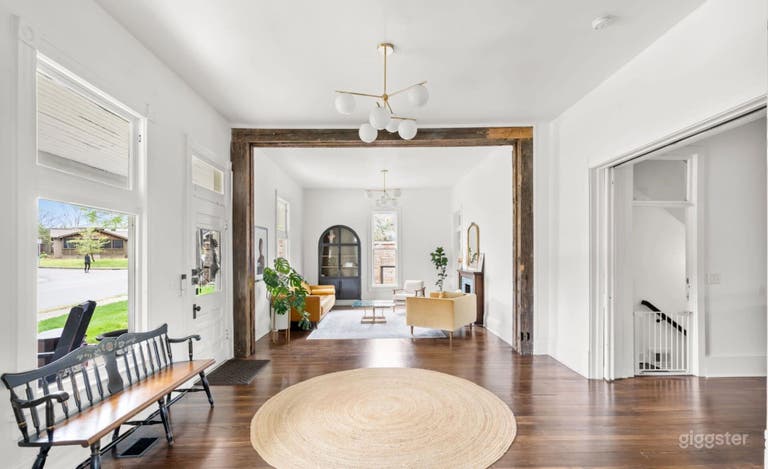  Sophisticated Large Event Space with Bar 