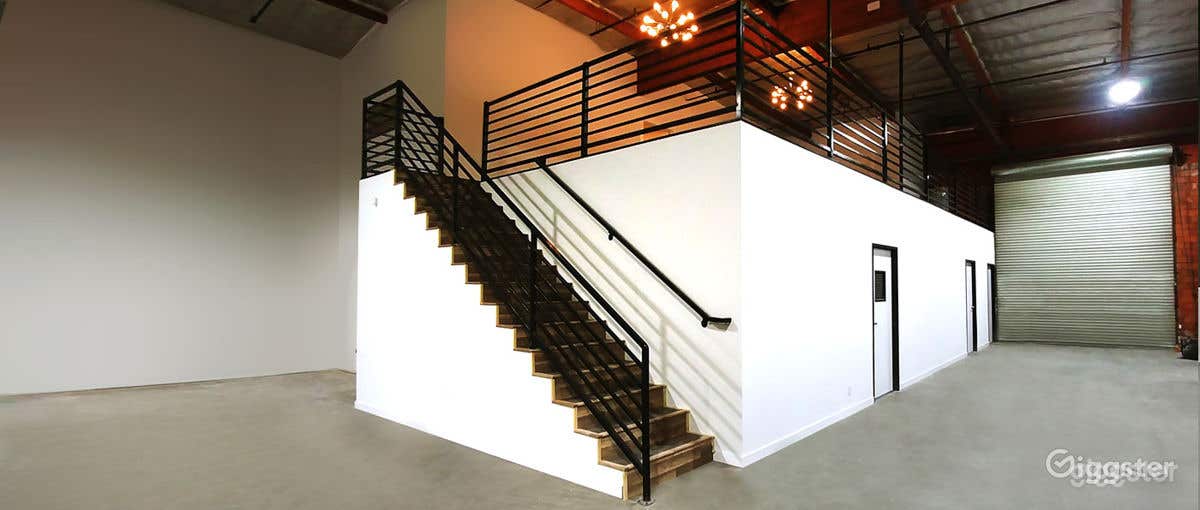 Studio 6 - DAYLIGHT PHOTO STUDIO  Photo 3