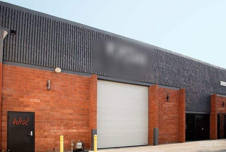 Studio 6 - DAYLIGHT PHOTO STUDIO  Photo 1