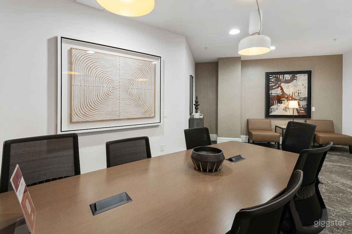 Stylish Executive Conference Room (Etiwanda Falls) Photo 4