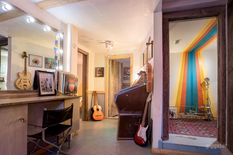  Music Row Photo Studio with Retro Vibes 