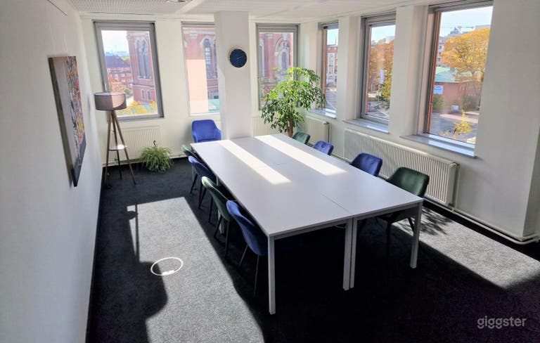  Mendelssohn | Private Meeting Space for 10 