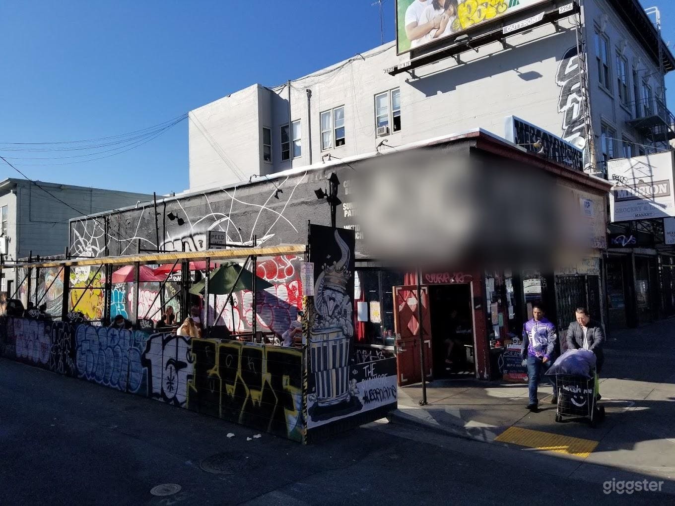 Lively Gastropub &amp; Bar in San Francisco (Buyout)  Photo 1