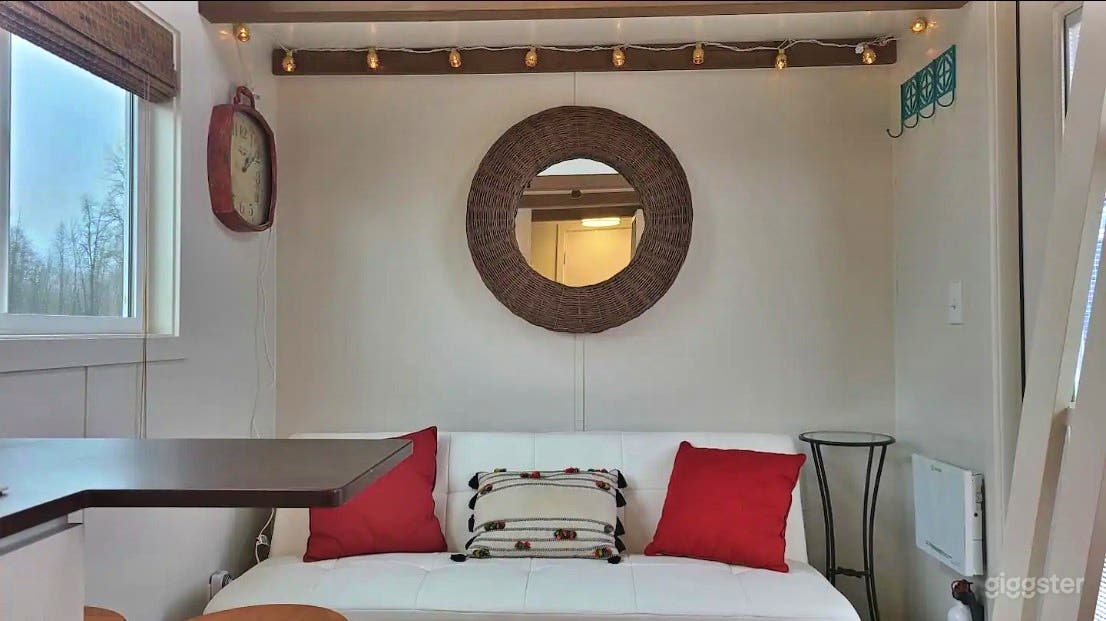 Tiny Home with Bohemian Vibes Photo 4