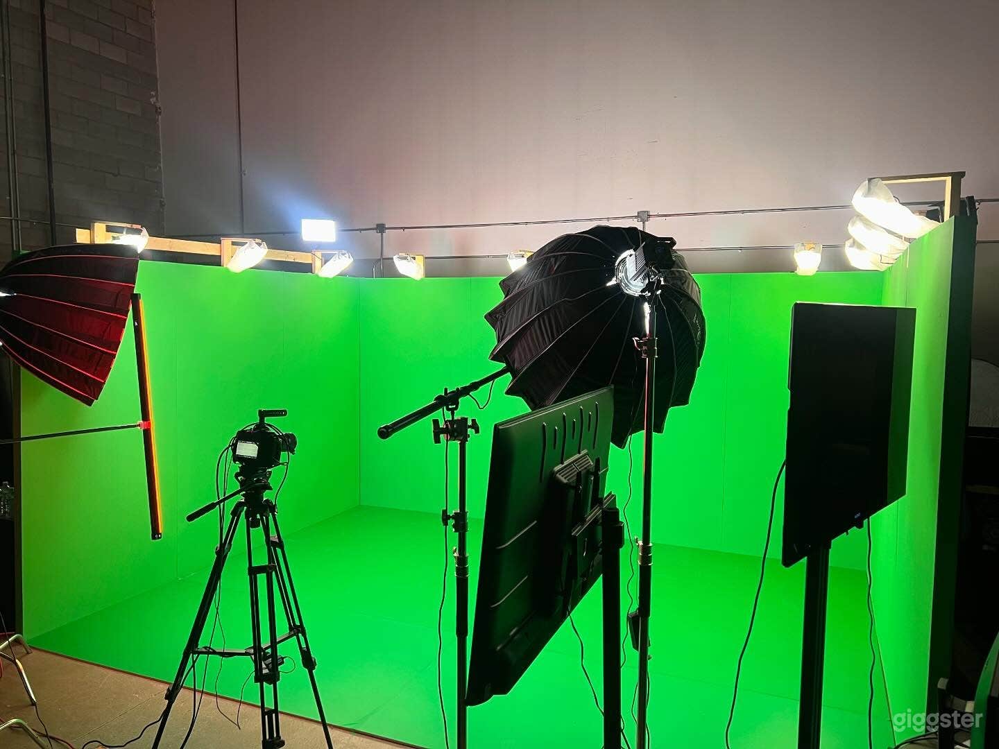 Ultimate space for content creators Photo 1