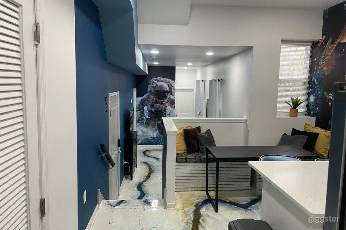 Space Place  Photo 4