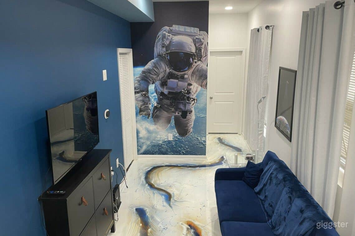 Space Place  Photo 3