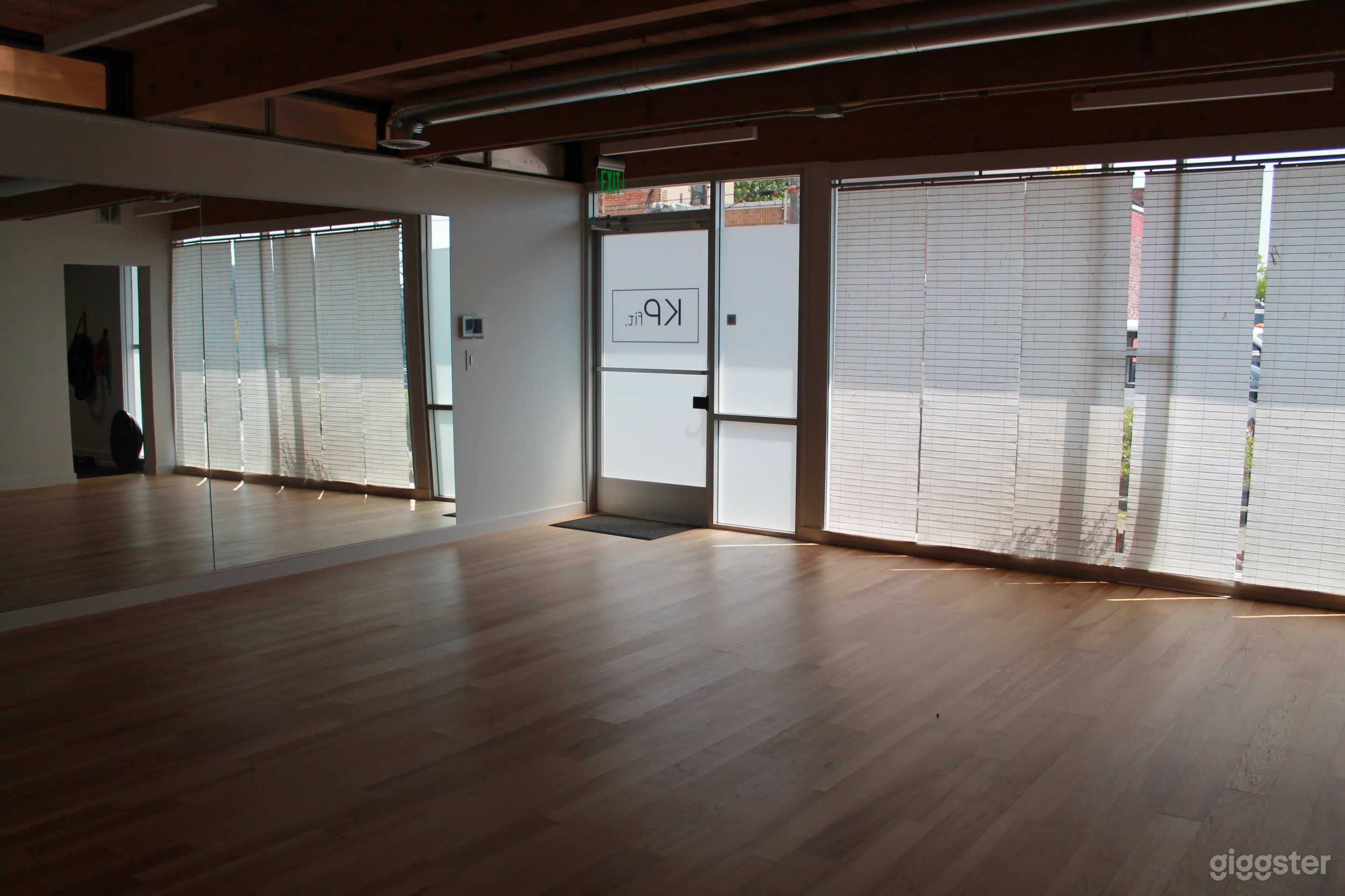 Spacious Ballard Studio Space with Wood Floors Photo 4