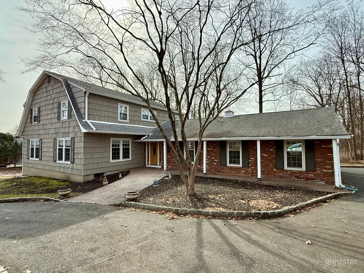 Partially Renovated Nantucket Colonial With Yard and Pool Photo 2