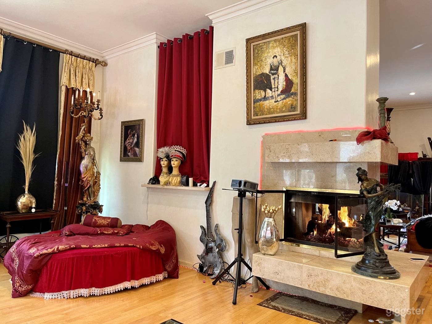 Elegant Throne Room with Piano Photo 3