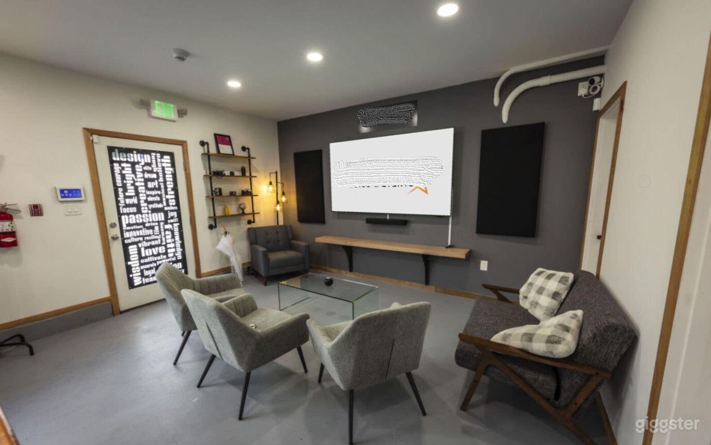 Two Story Event Space near Downtown Bothell Photo 2