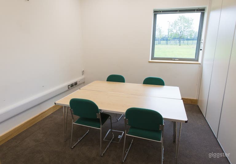  Muller Room with Data Projector 