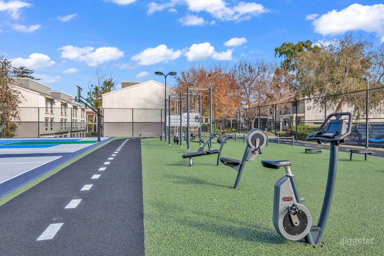  Sport Courts in Costa Mesa 