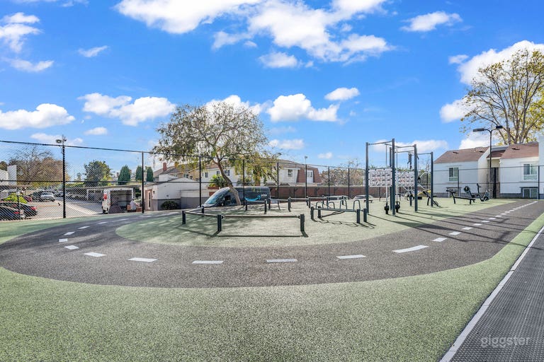  Sport Courts in Costa Mesa 