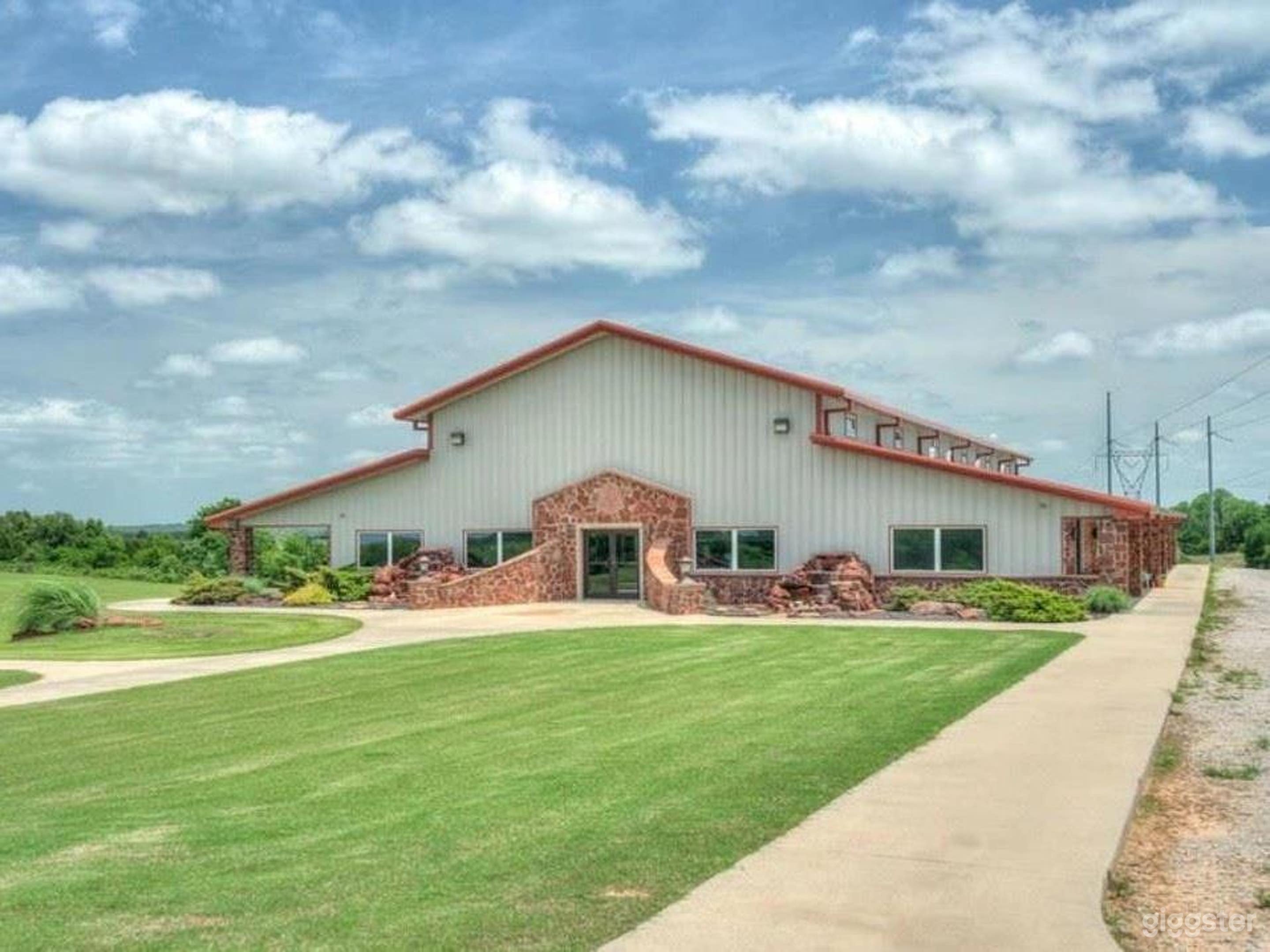 The Main Lodge Photo 2