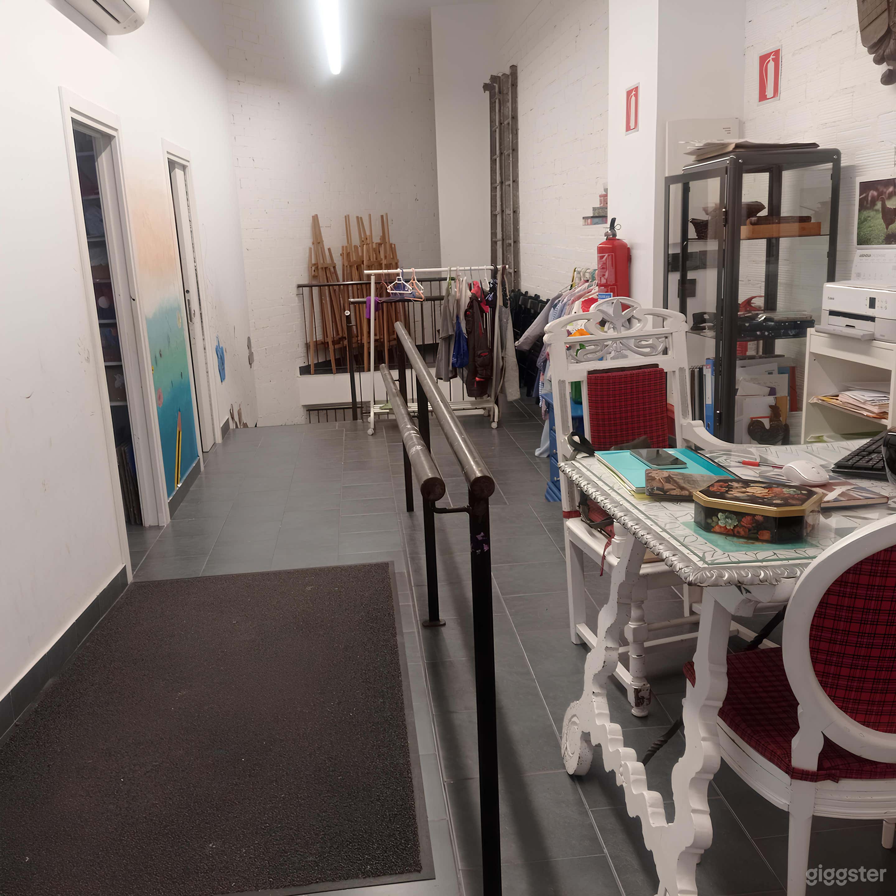 Sala de Sótano Photo 3