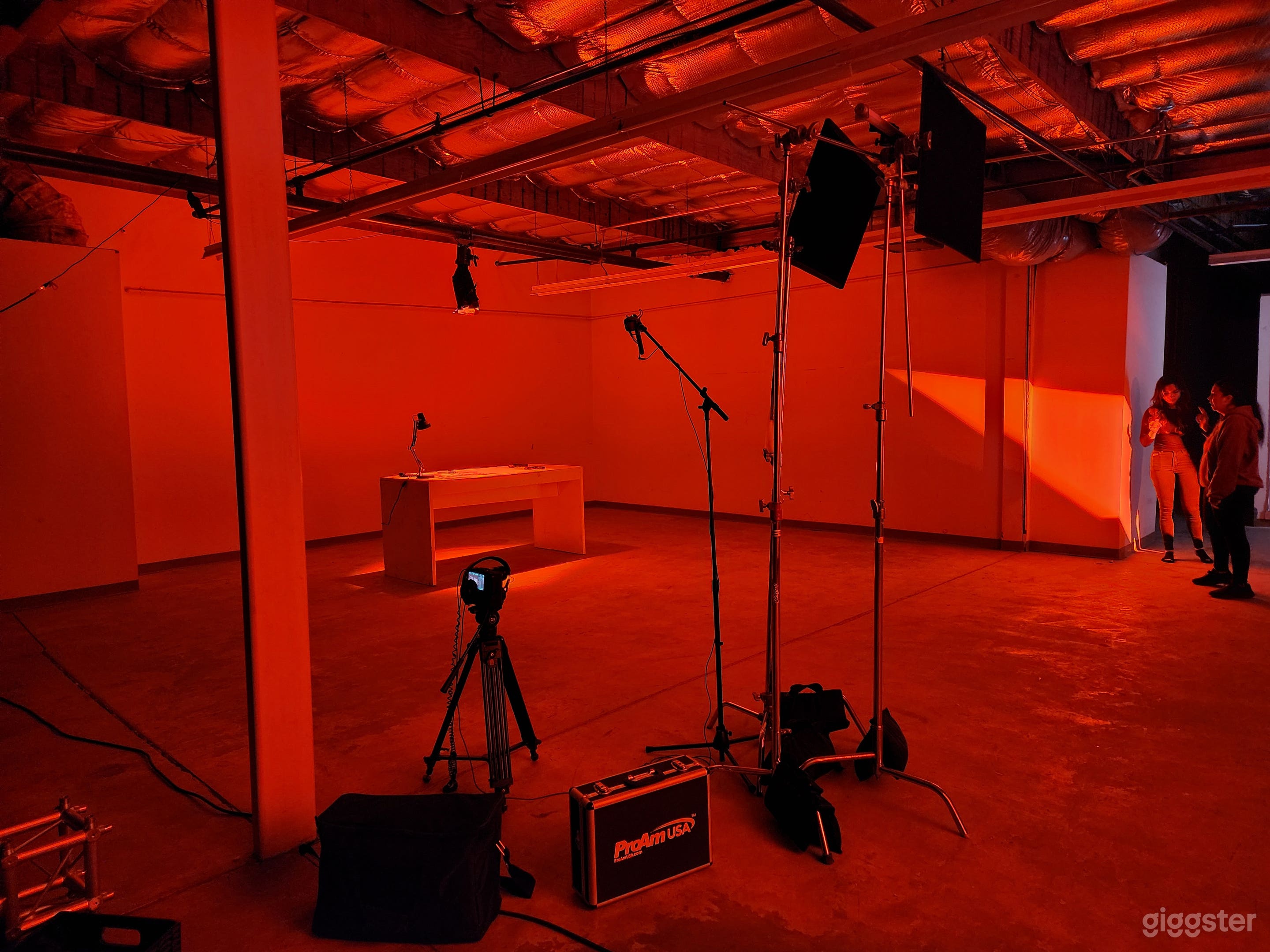 Large warehouse space with lots of props Photo 4