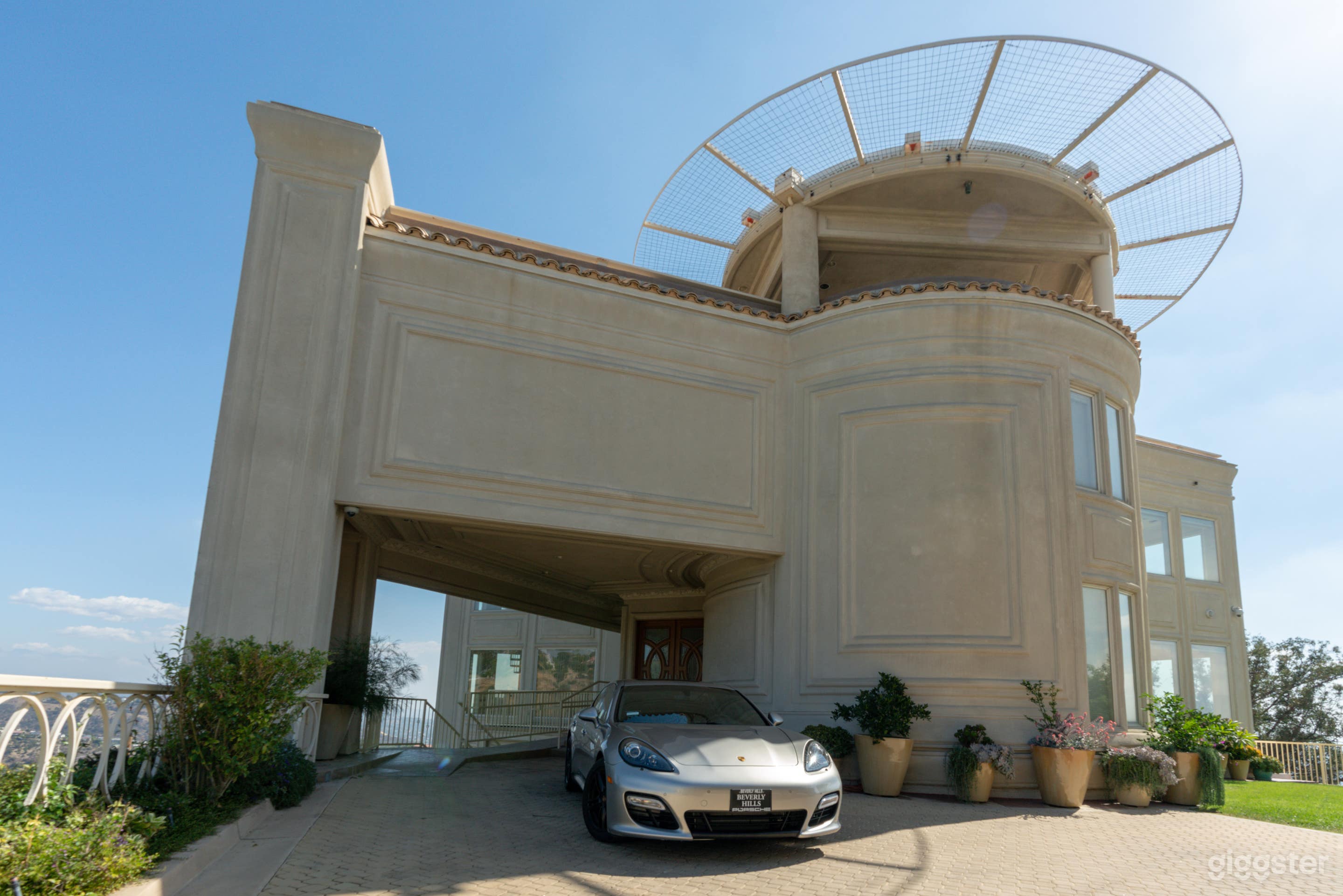 Locke Mansion Photo 1